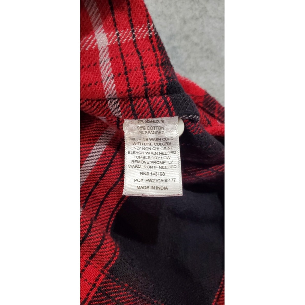 Chubbies Button Down Shirt Mens L Black Red Flannel Plaid Long Sleeve Collared - Picture 8 of 8